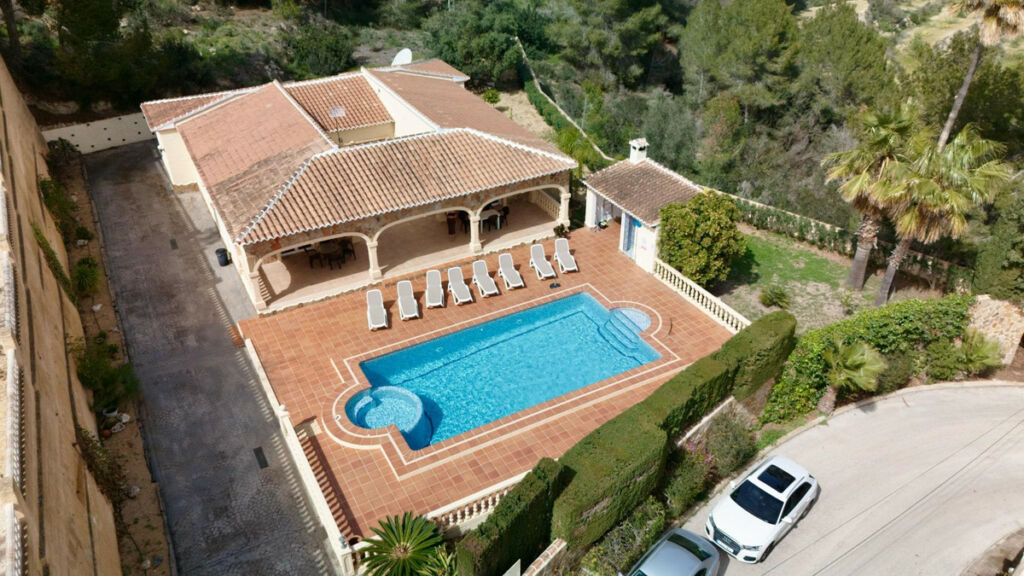 Bungalow Calpe Alicante - image 3