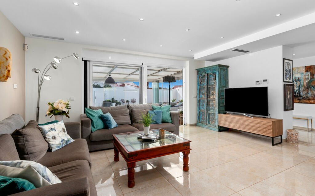 Detached Villa Ciudad Quesada Alicante - image 3
