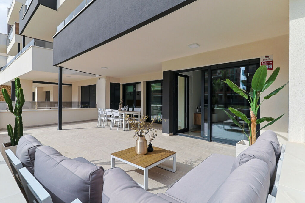 Ground Floor Apartment Los Altos Alicante - image 3