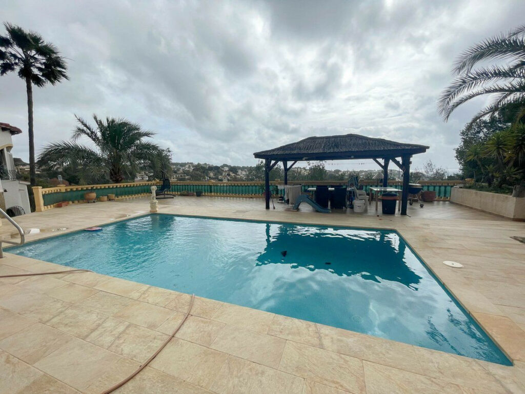 Detached Villa Montemar Alicante - image 3