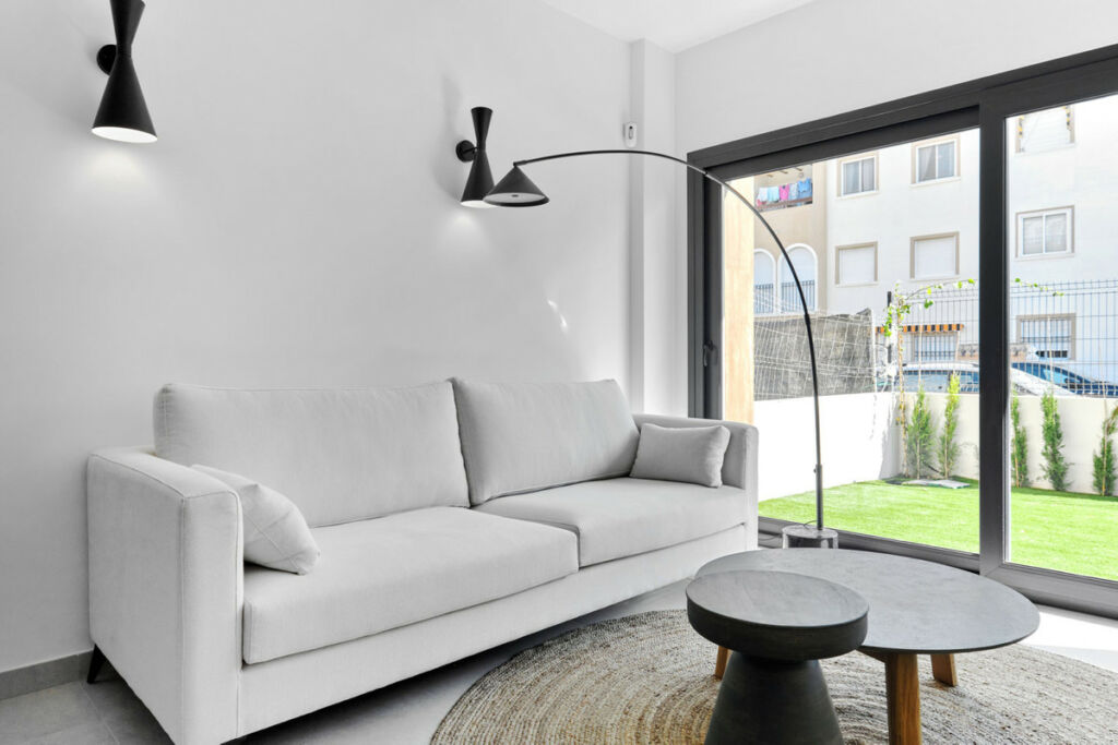 Ground Floor Apartment Torrevieja Alicante - image 3