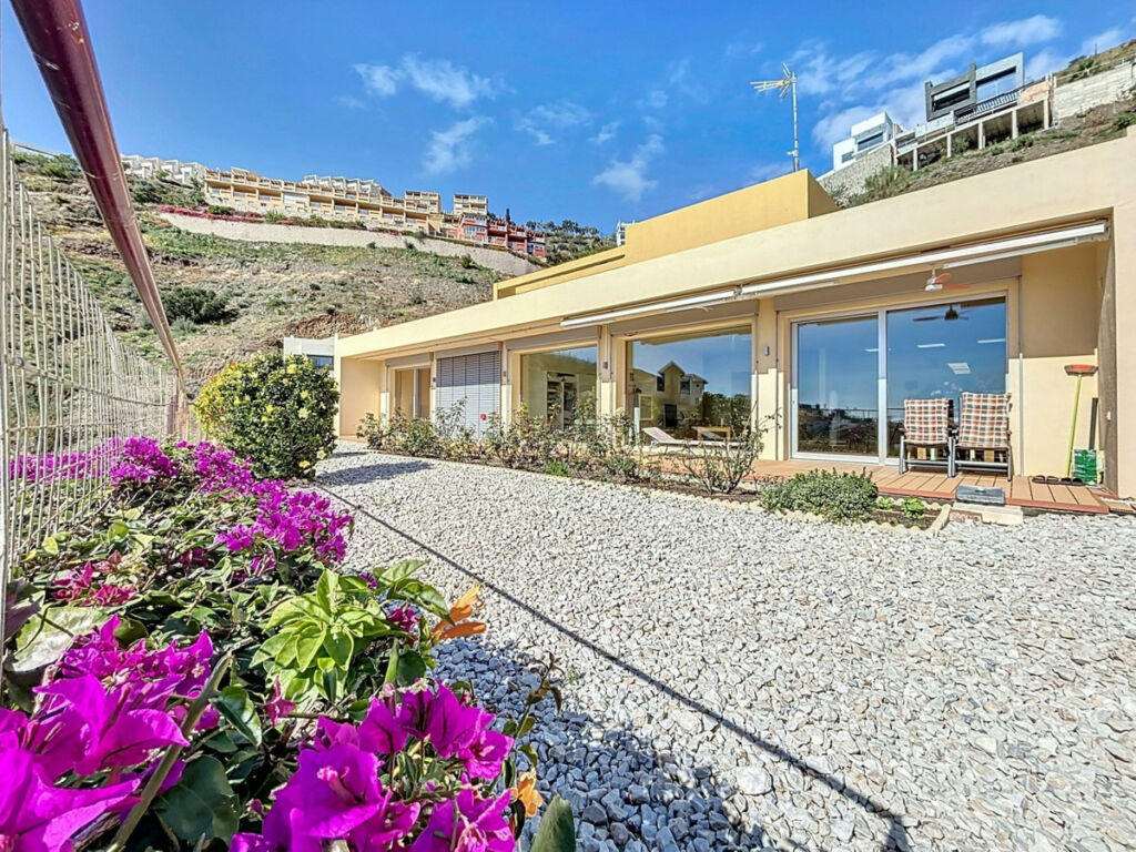 Detached Villa Torrox Málaga - image 3