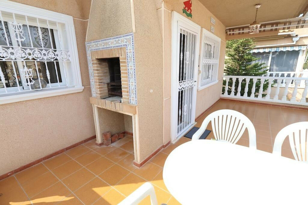Detached Villa Los Balcones Alicante - image 3