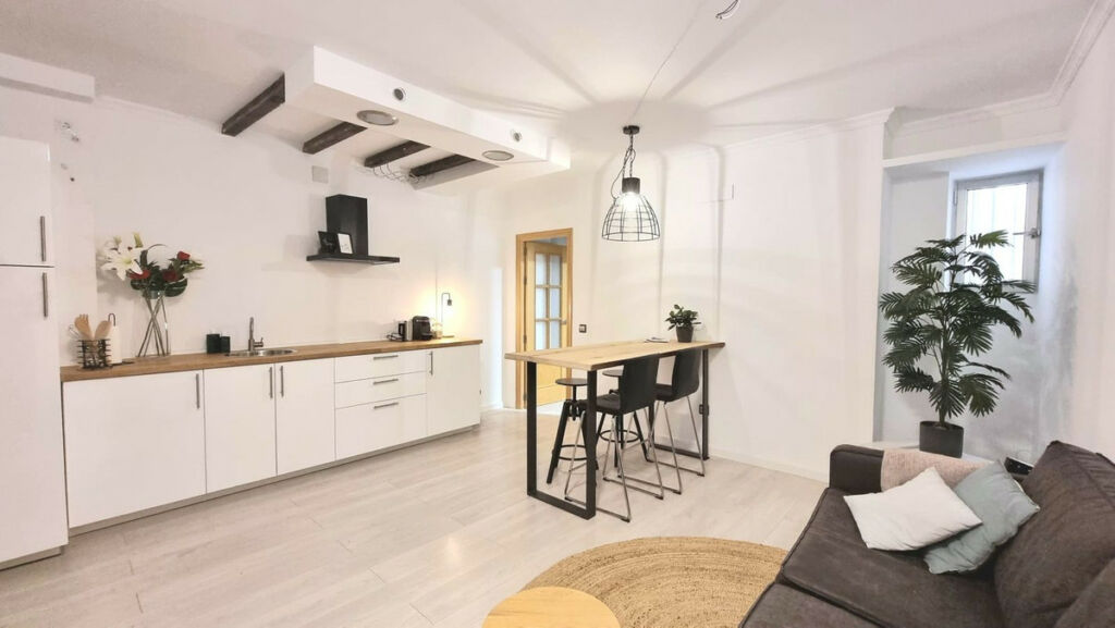 Ground Floor Apartment Málaga Centro Málaga - image 3
