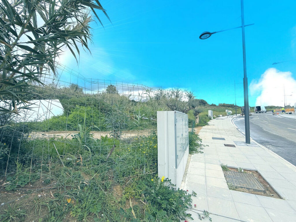 Residential Plot Estepona Málaga - image 4