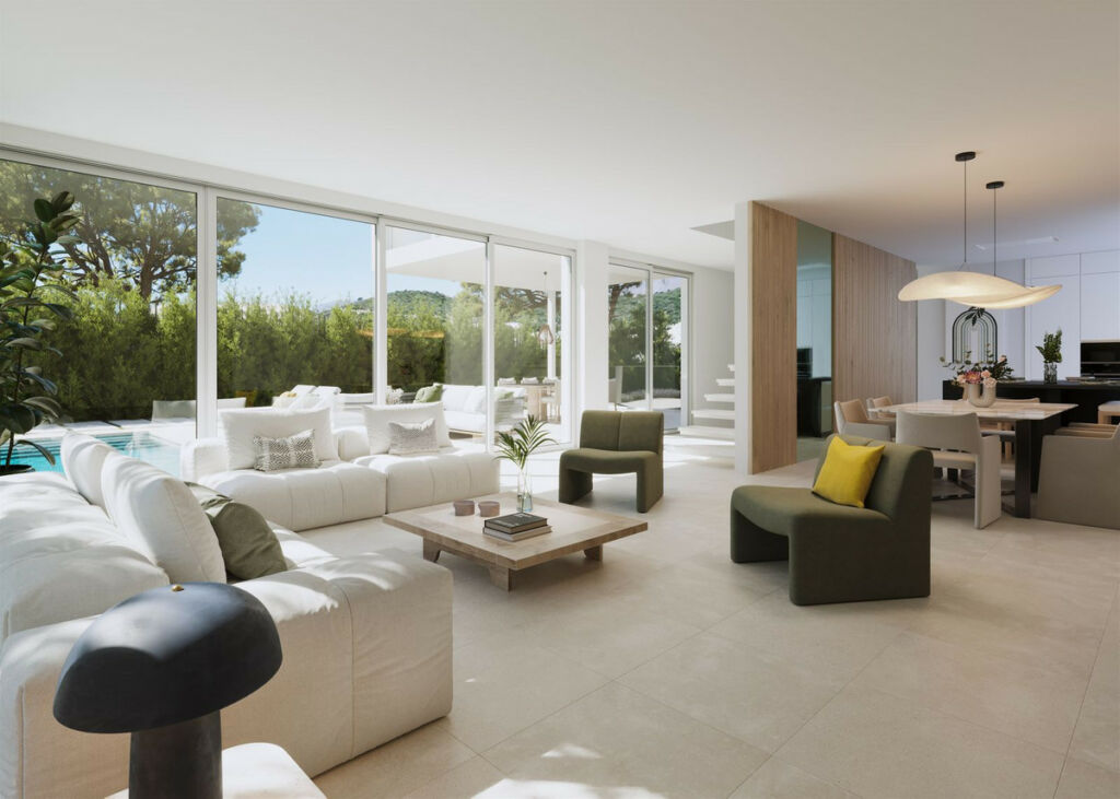 Detached Villa Estepona Málaga - image 3