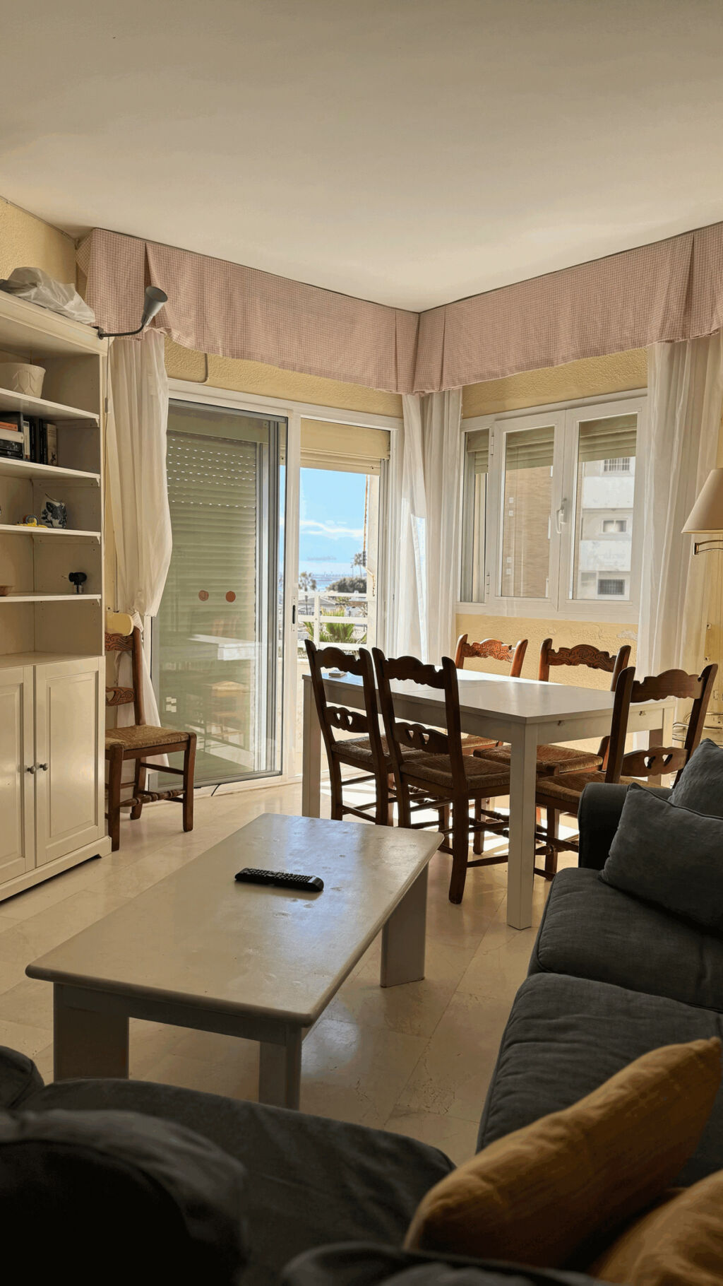 Middle Floor Apartment Fuengirola Málaga - image 3