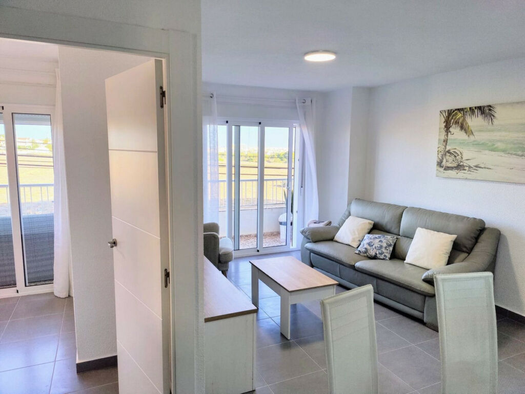Middle Floor Apartment Punta Prima Alicante - image 2