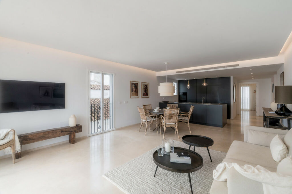 Penthouse Puerto Banús Málaga - image 3