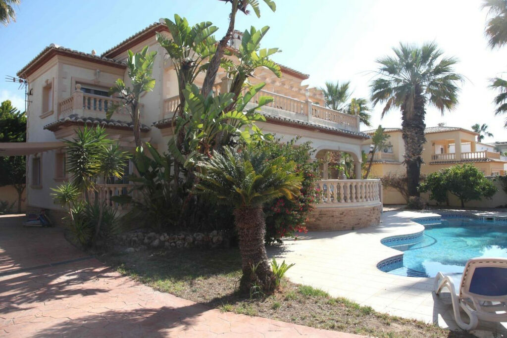Bungalow Calpe Alicante - image 3
