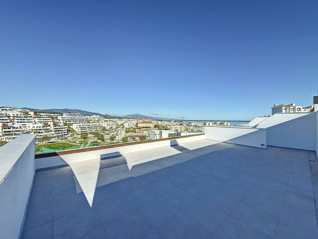 Penthouse Estepona Málaga - image 3