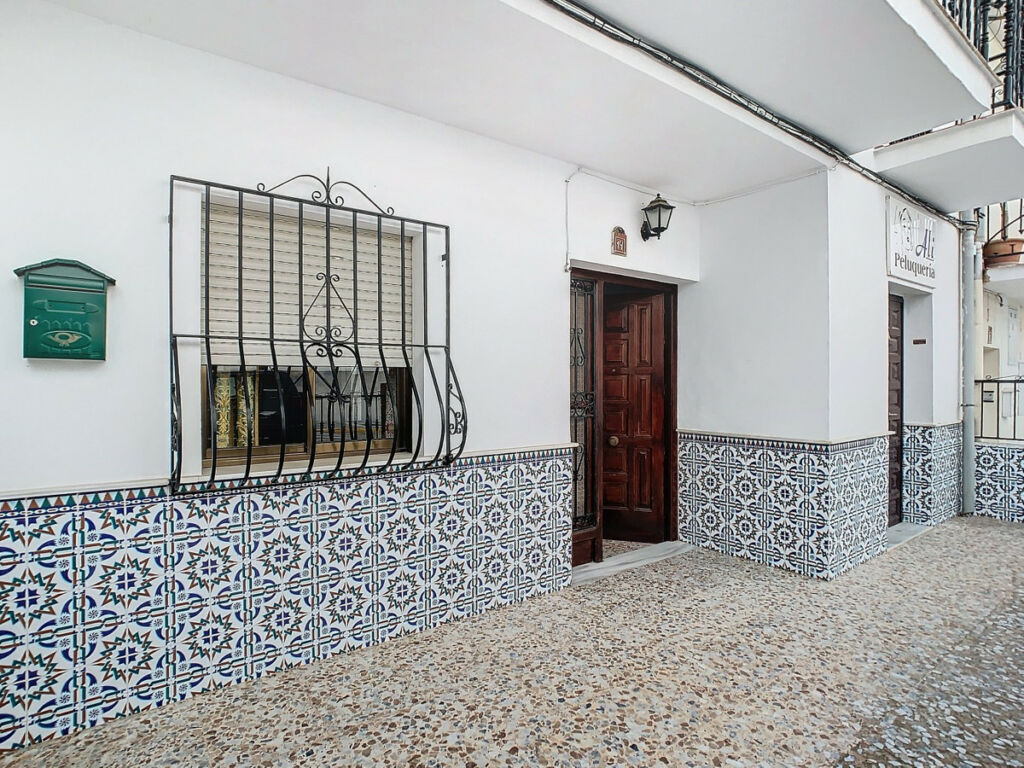 Semi-Detached House Periana Málaga - image 3