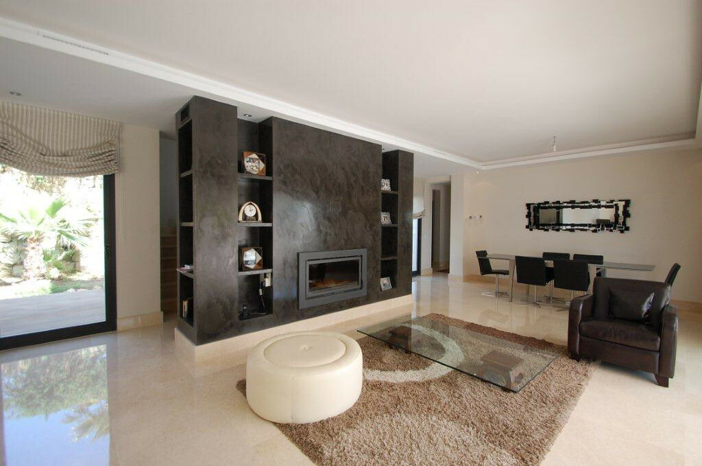 Detached Villa The Golden Mile Málaga - image 3