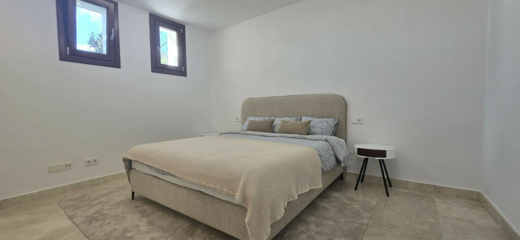 Detached Villa The Golden Mile Málaga - image 30