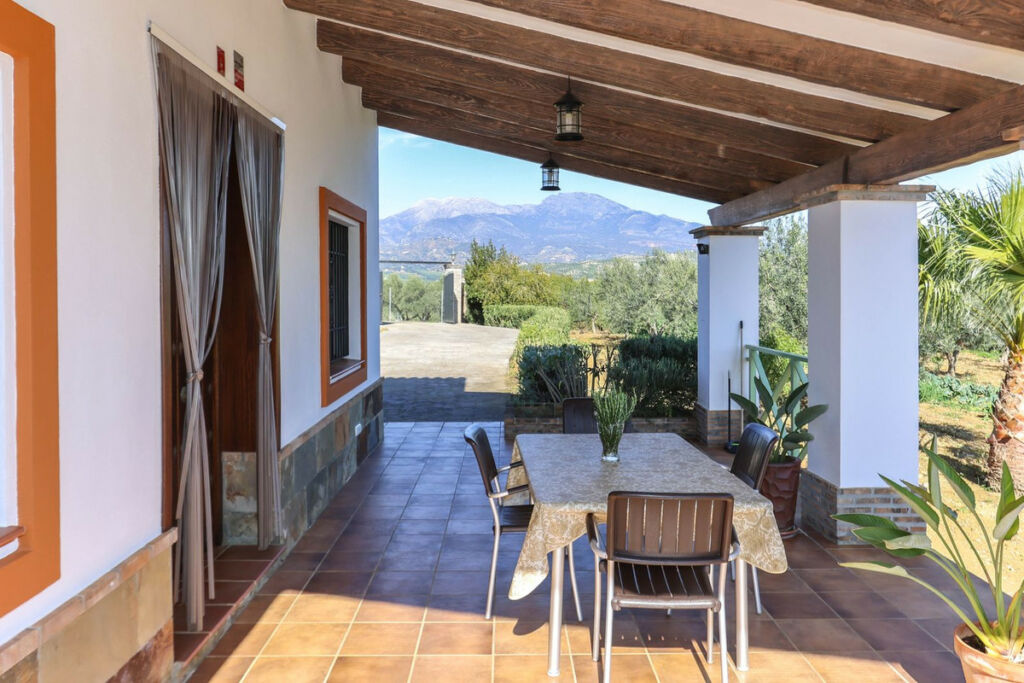 Detached Villa Guaro Málaga - image 30