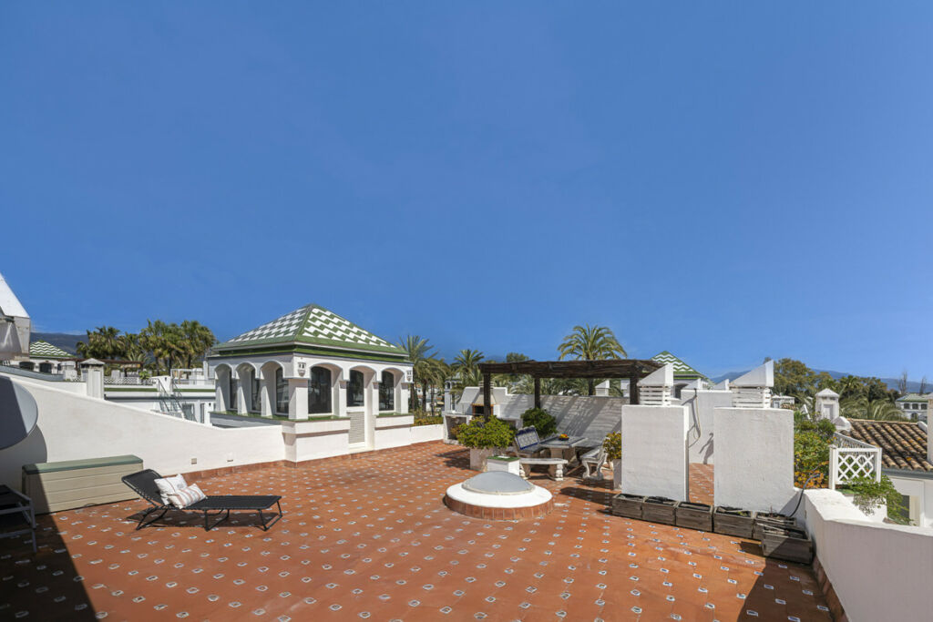 Penthouse Duplex Estepona Málaga - image 30