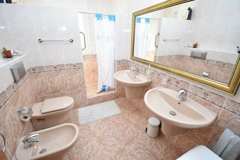 Detached Villa Mijas Málaga - image 17
