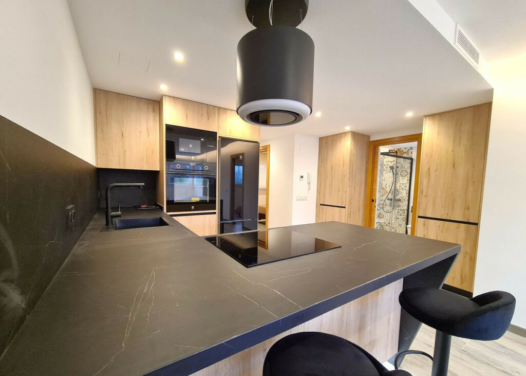 Middle Floor Apartment Estepona Málaga - image 30