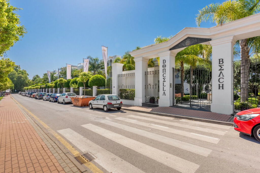Ground Floor Apartment Estepona Málaga - image 30