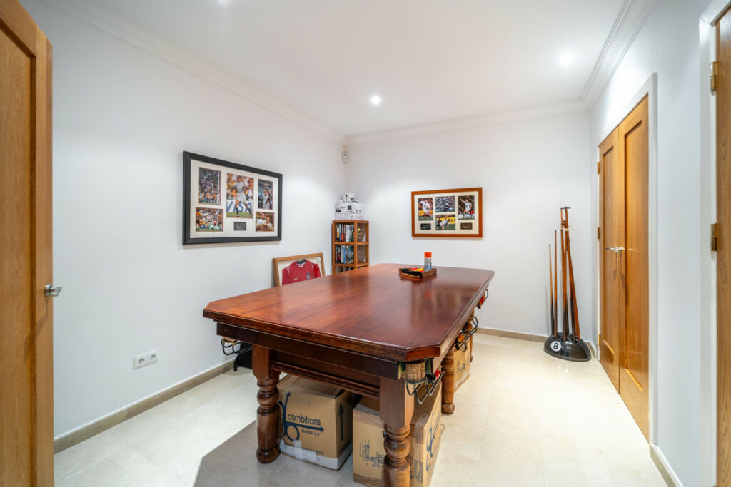 Detached Villa Istán Málaga - image 30