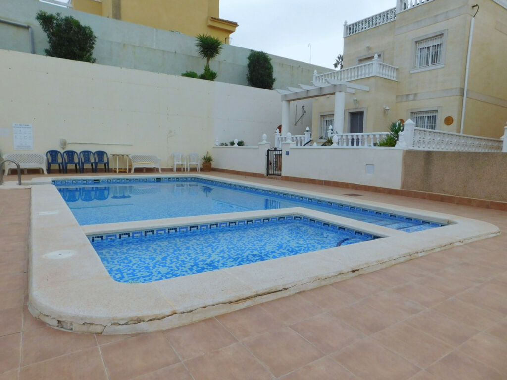 Detached Villa Ciudad Quesada Alicante - image 30