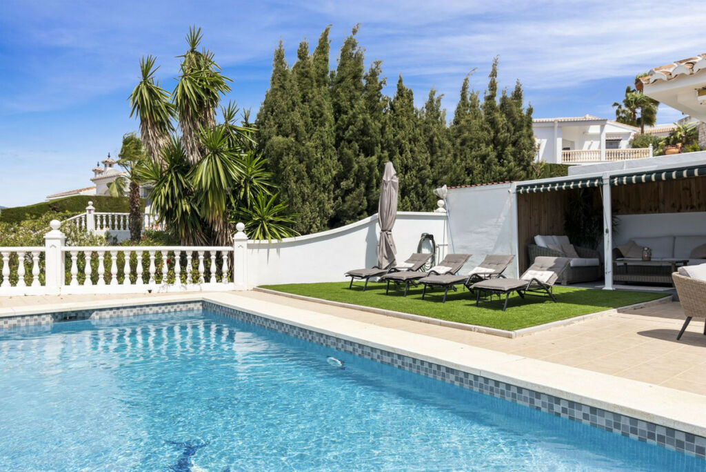 Semi-Detached House El Chaparral Málaga - image 30