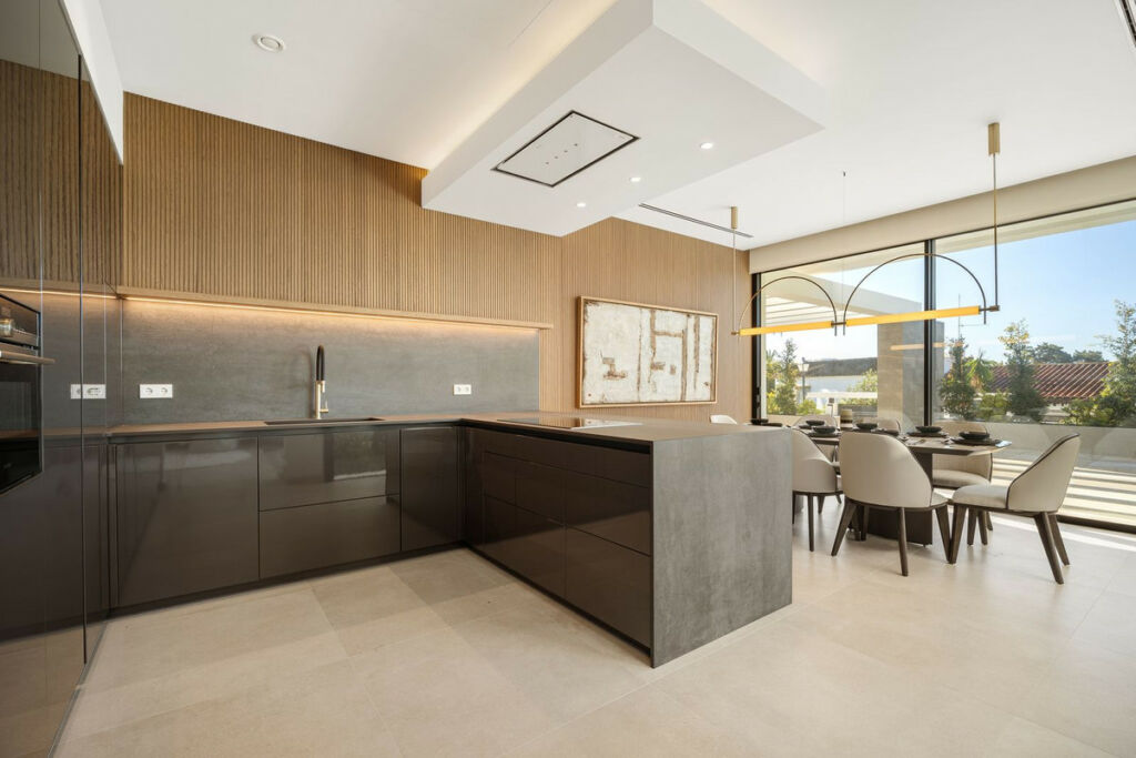 Detached Villa Marbesa Málaga - image 11