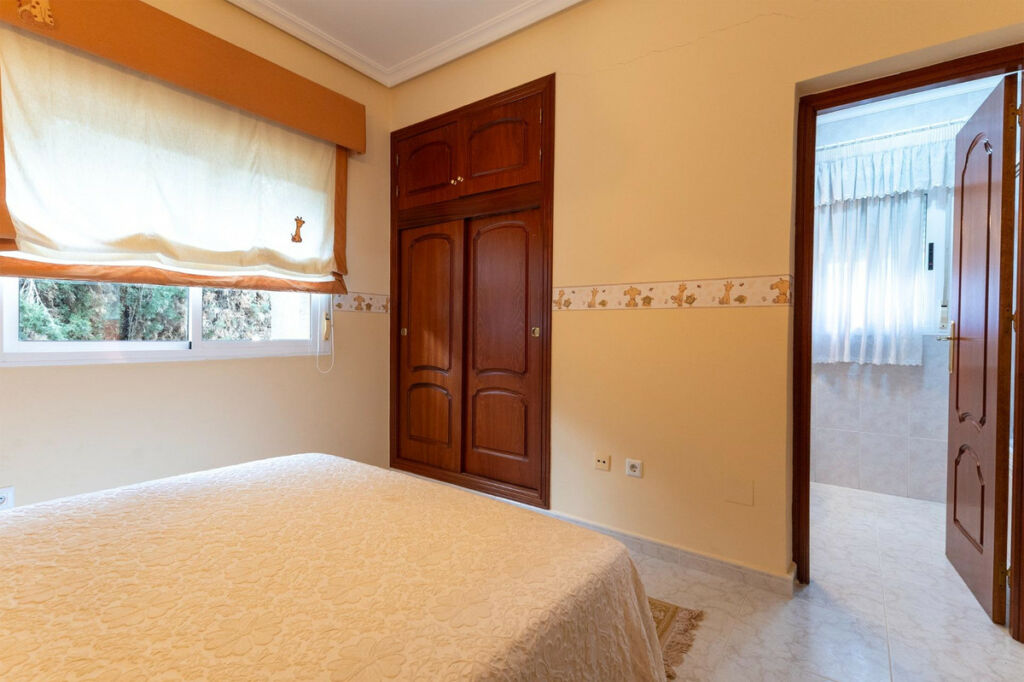 Detached Villa Ciudad Quesada Alicante - image 31