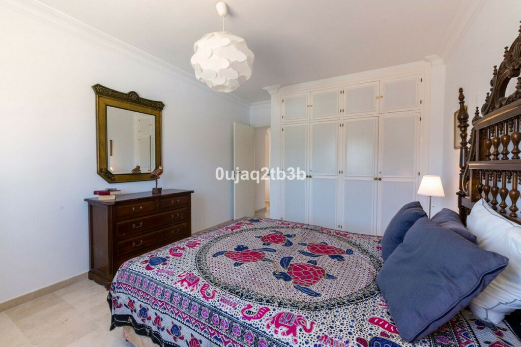 Duplex Nueva Andalucía Málaga - image 31