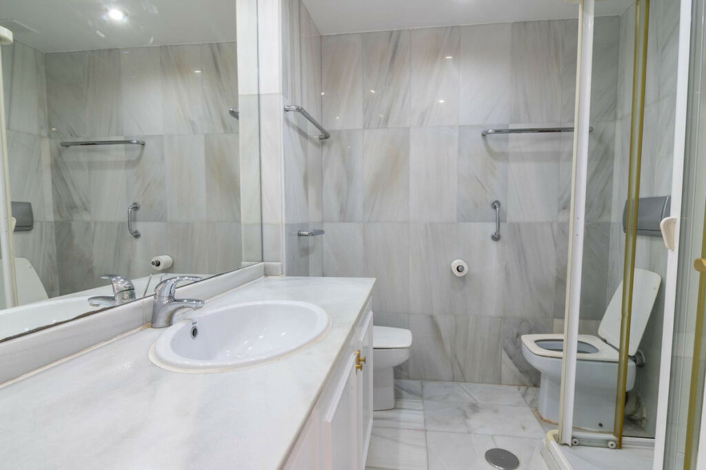 Townhouse Estepona Málaga - image 31