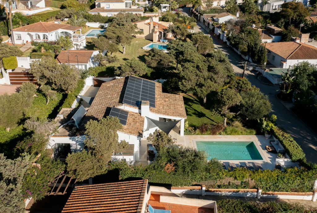 Detached Villa Marbesa Málaga - image 32
