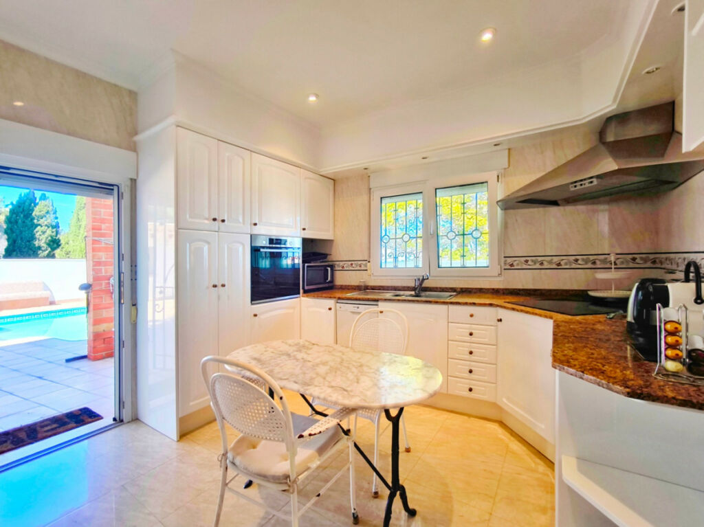 Detached Villa Denia Alicante - image 38