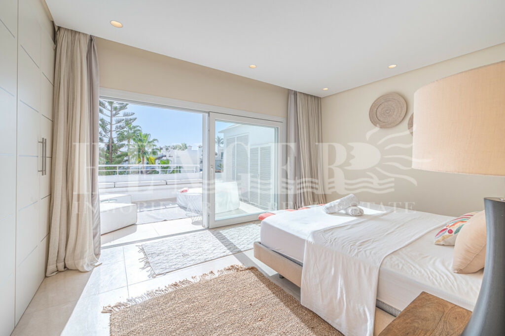 Penthouse The Golden Mile Málaga - image 32