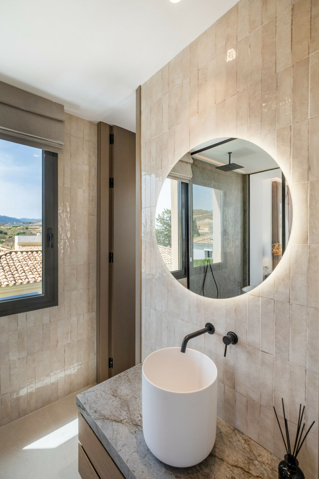 Detached Villa Benahavís Málaga - image 32