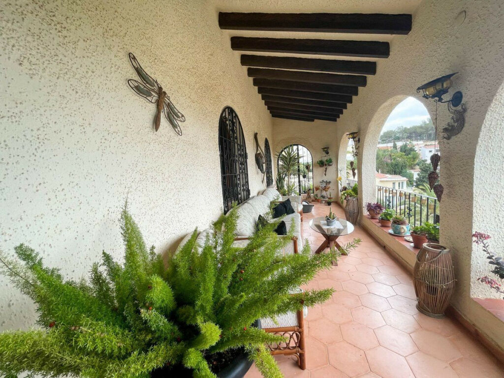 Detached Villa Montemar Alicante - image 32