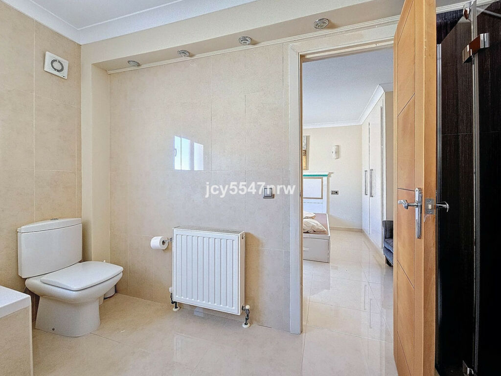 Detached Villa Moraira Alicante - image 32