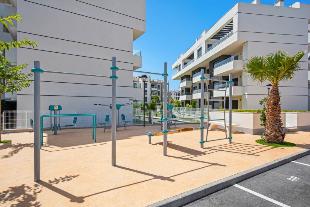 Ground Floor Apartment Villamartin Alicante - image 33