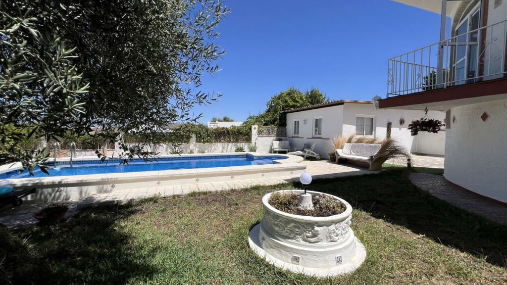 Detached Villa Alhaurín el Grande Málaga - image 32