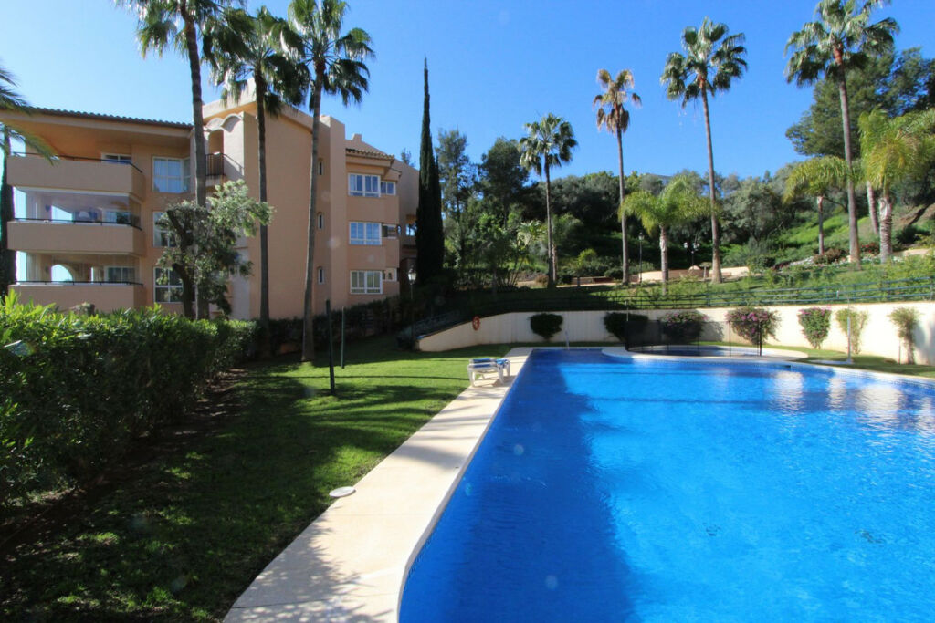 Middle Floor Apartment Elviria Málaga