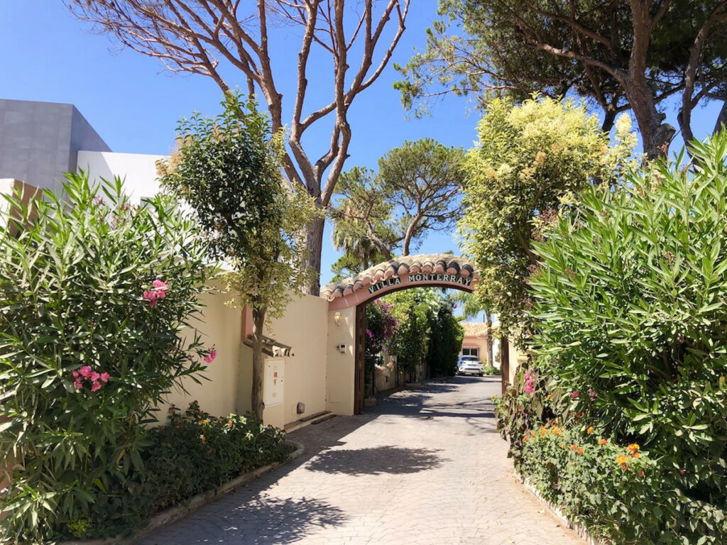 Detached Villa Calahonda Málaga - image 33