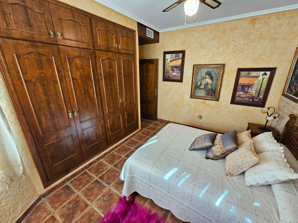 Detached Villa Daya Nueva Alicante - image 33