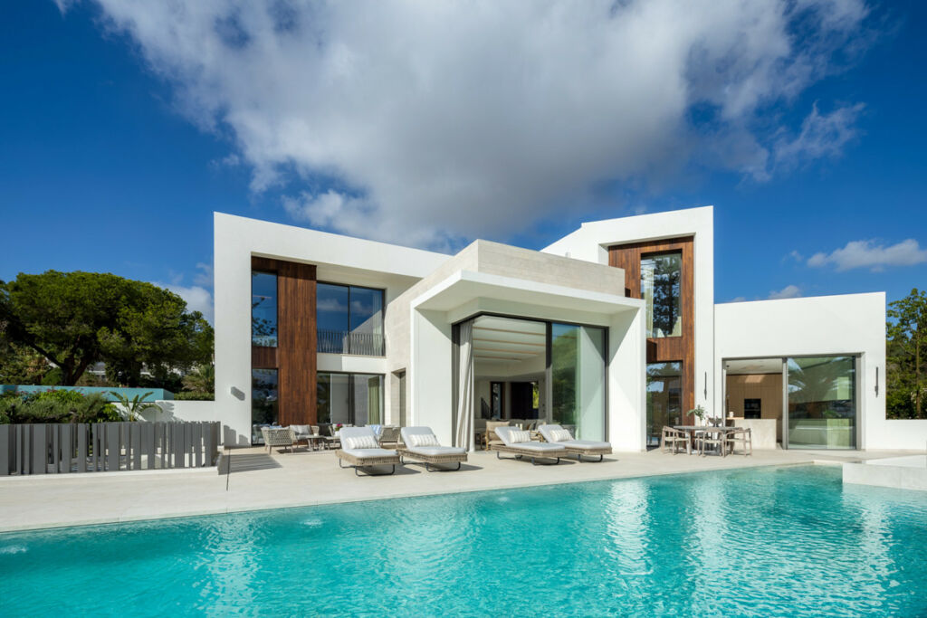 Detached Villa Nueva Andalucía Málaga - image 33