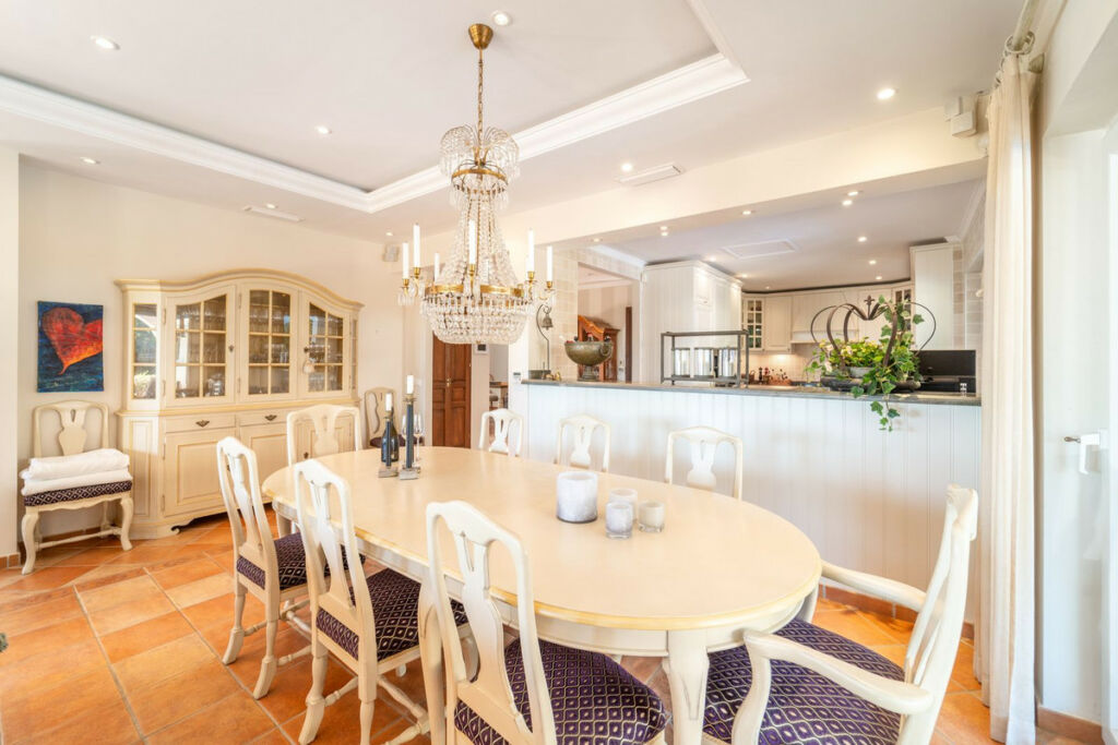 Detached Villa Benalmadena Málaga - image 33