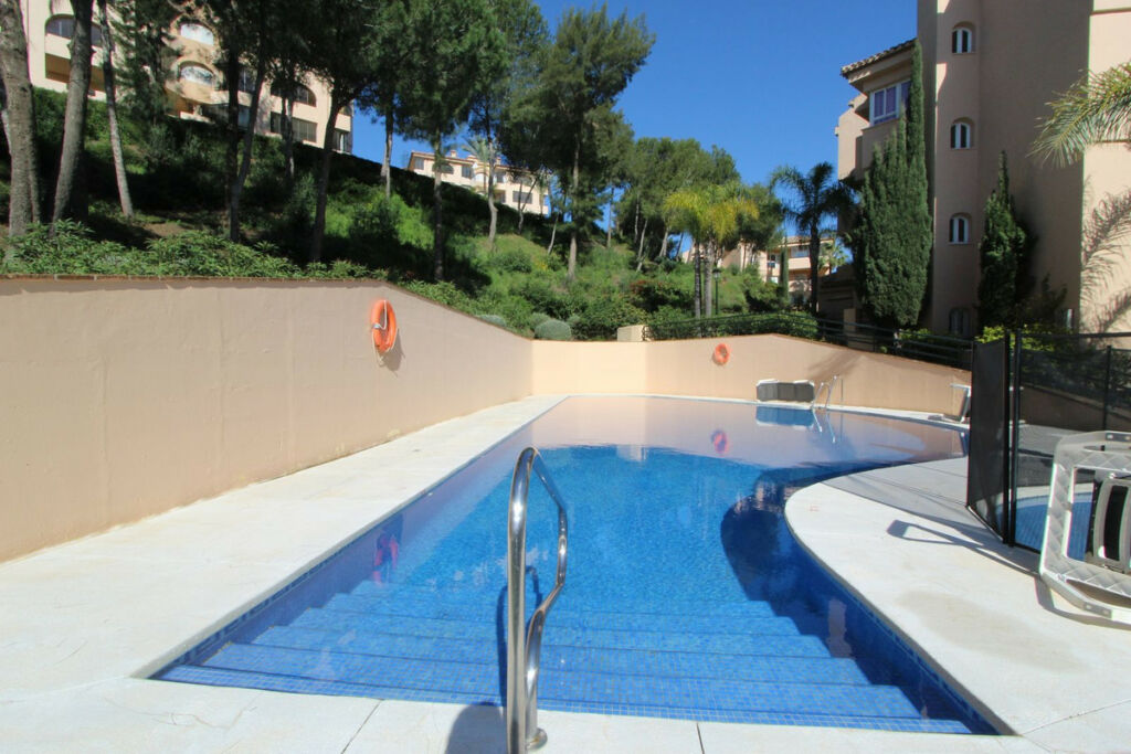 Middle Floor Apartment Elviria Málaga - image 33