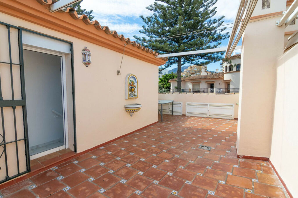Townhouse Estepona Málaga - image 34