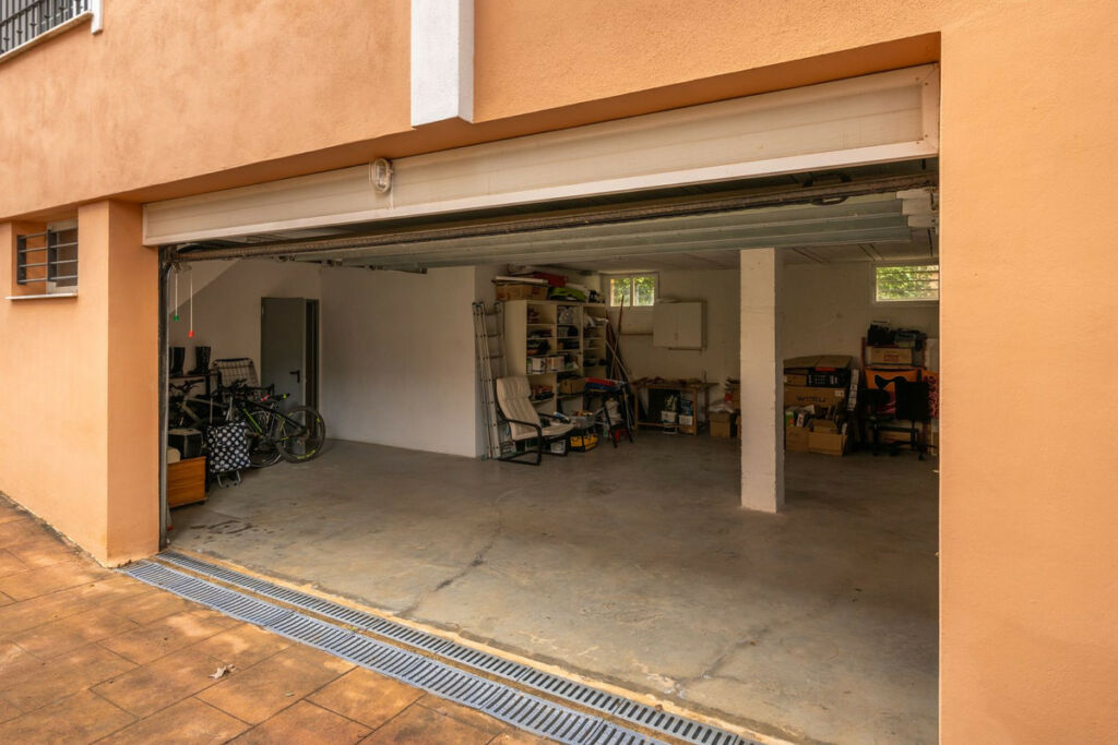 Detached Villa Elviria Málaga - image 36