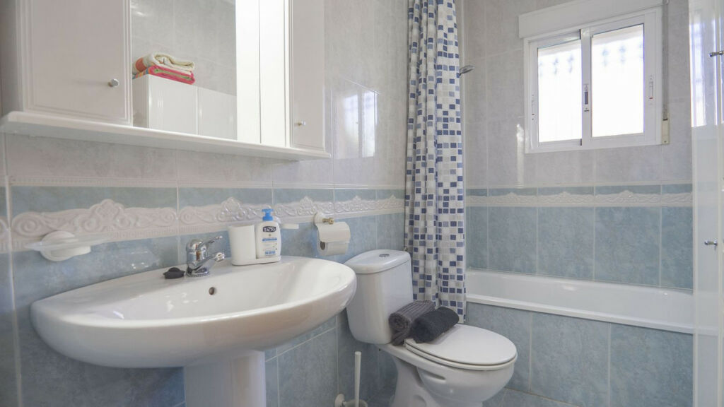 Detached Villa Villamartin Alicante - image 34