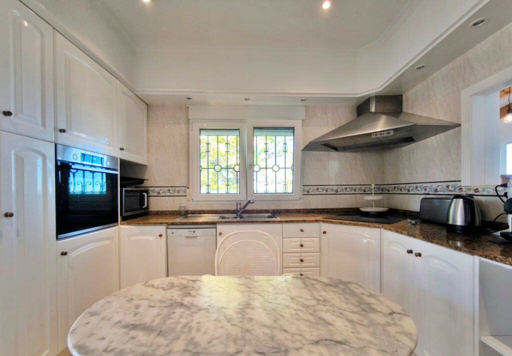 Detached Villa Denia Alicante - image 40