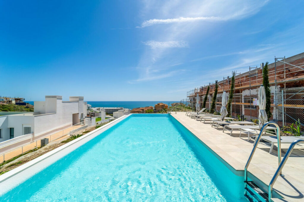 Middle Floor Apartment Fuengirola Málaga - image 34