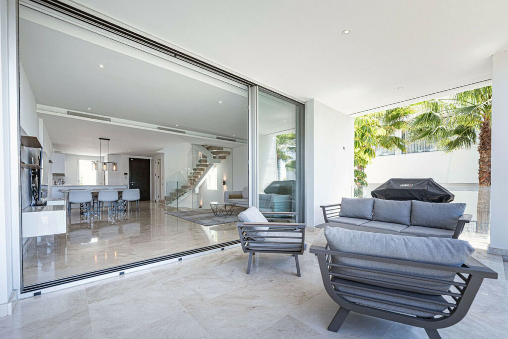 Semi-Detached House Río Real Málaga - image 34